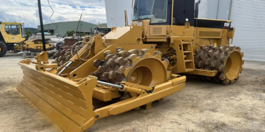 caterpillar compactor rebuild jd fabrication welding services